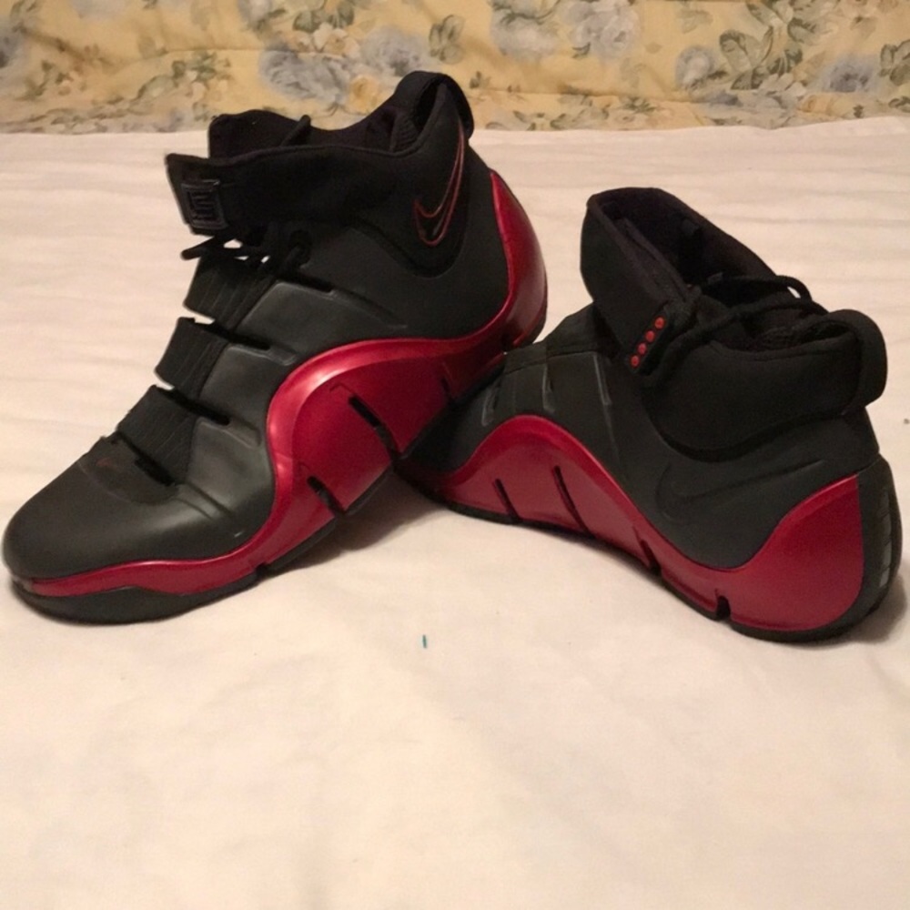 Nike Zoom Lebron 4 IV crimson red
